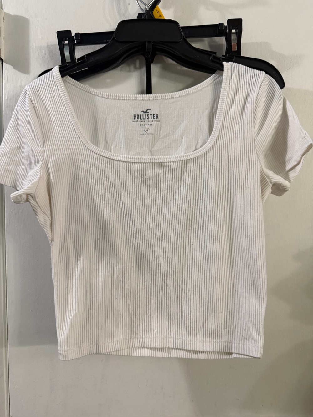 Hollister Medium Ribbed Babydoll Tee